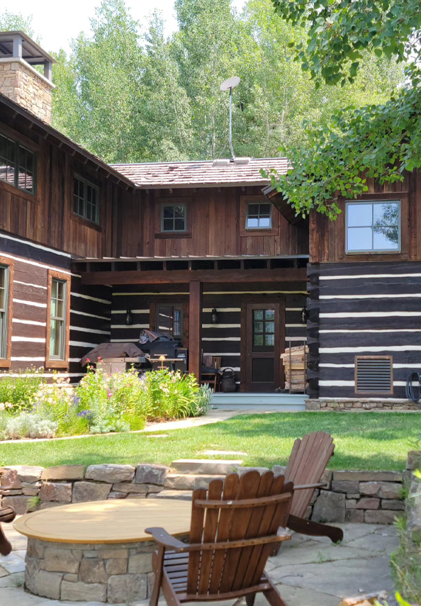 Custom Chinking Log Home Restoration